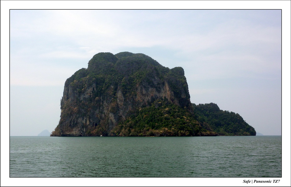 2011 - 03 - Koh Ngai 007